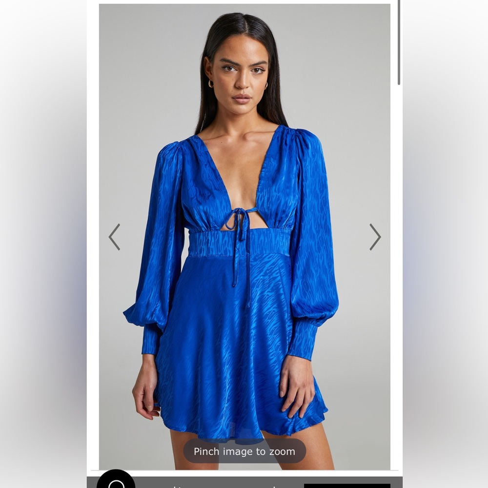SHOWPO - 	VIVIETTE TIE BACK LONG SLEEVE PLUNGE NECK MINI DRESS IN BLUE - Size M